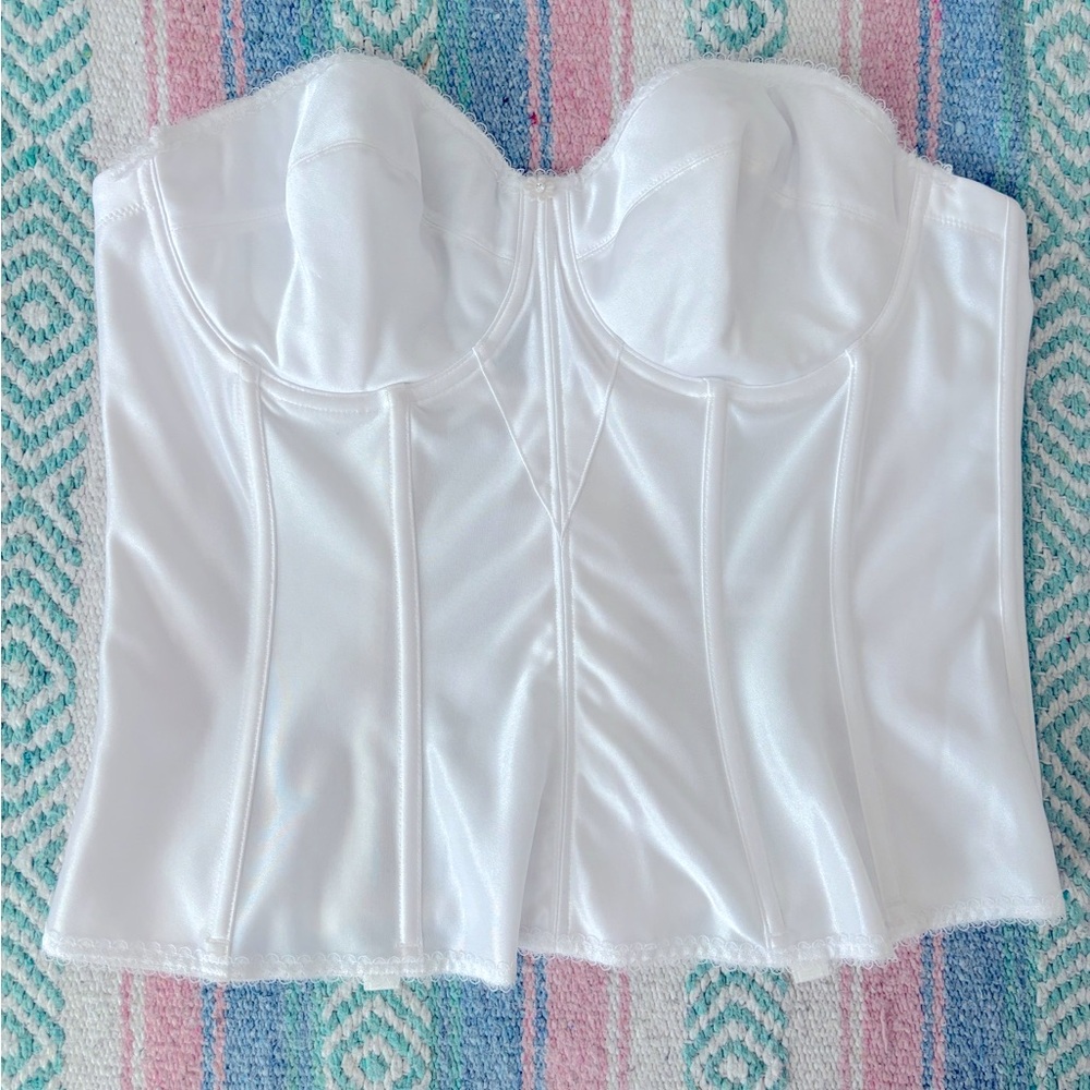 Pretty white corset